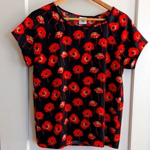 COPY - Cabi poppy flower top EUC